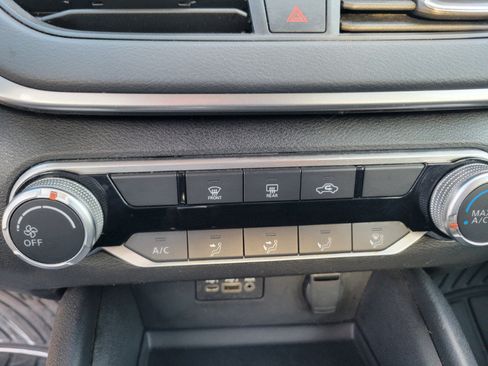 Used 2020 Nissan Altima 2.5 S FWD image 30