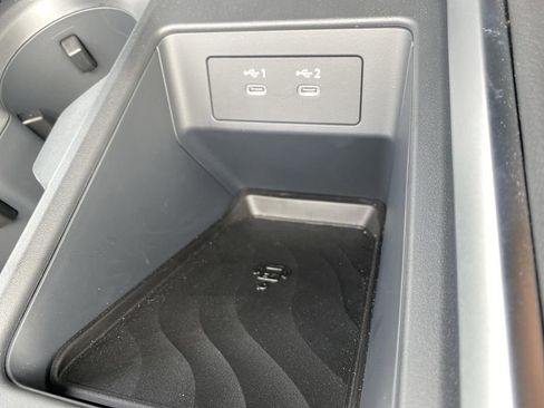 New 2025 Nissan Armada SL w/ Captain's Chari Seat Package image 27