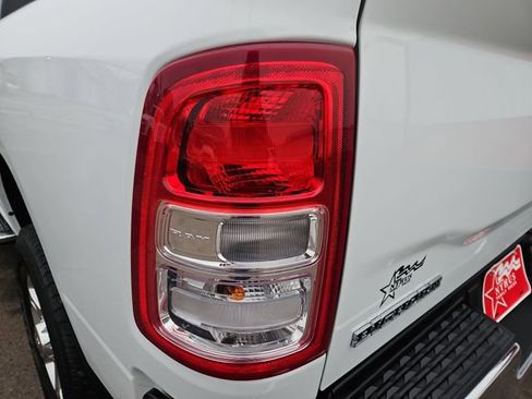 Used 2024 RAM 2500 Big Horn AWD/4WD image 19