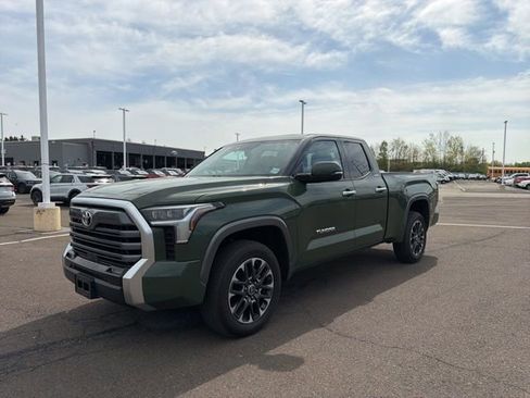Used 2022 Toyota Tundra Limited image 3