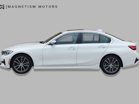 Used 2020 BMW 330i Sedan w/ Premium Package RWD image 2