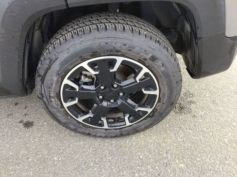 Certified 2023 Jeep Renegade Trailhawk image 10