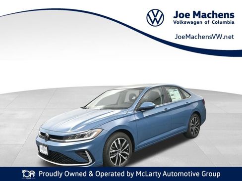 New 2026 Volkswagen Jetta SE FWD image 1