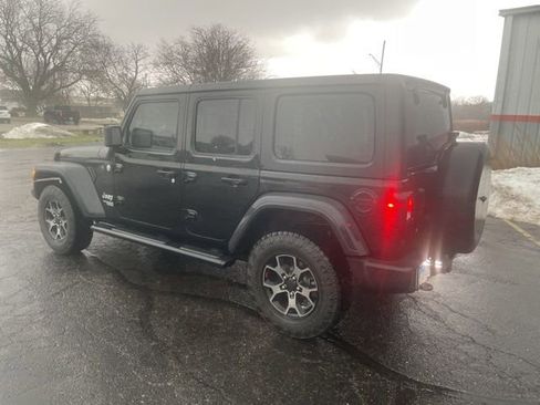 Used 2019 Jeep Wrangler Unlimited Sport S image 6