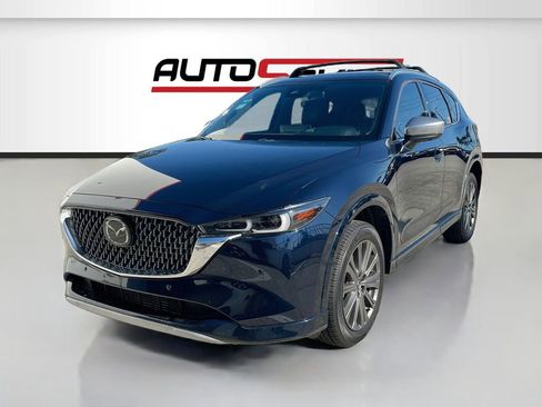 Used 2024 MAZDA CX-5 Signature AWD/4WD image 3