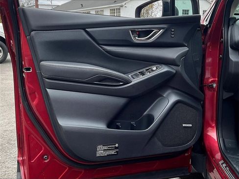 Used 2023 Subaru Ascent Limited w/ Technology Package image 9