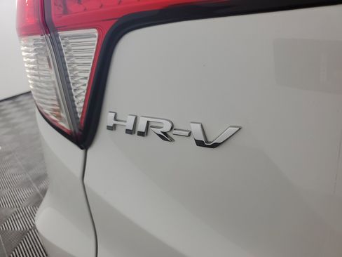 Used 2022 Honda HR-V EX image 32