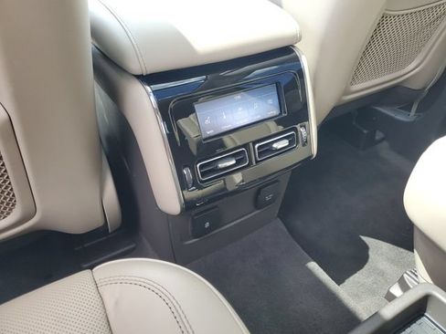 Certified 2023 Lincoln Aviator Reserve w/ Equipment Group 201A AWD/4WD image 32