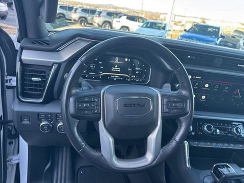 Used 2022 GMC Sierra 1500 Denali image 13