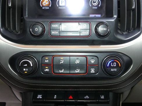 Used 2016 GMC Canyon SLT w/ Driver Alert Package AWD/4WD image 34