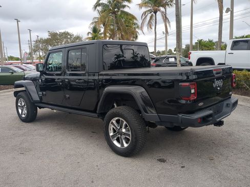 Used 2020 Jeep Gladiator Overland image 7