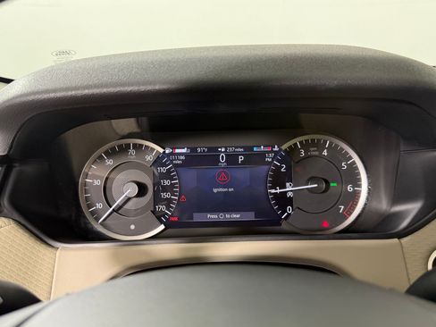 Used 2023 Land Rover Range Rover Velar S AWD/4WD image 19
