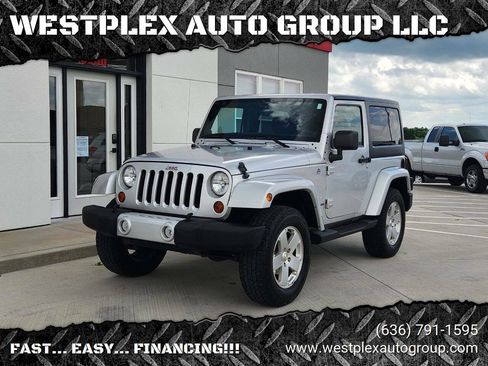 Used 2012 Jeep Wrangler Sahara w/ Dual Top Group AWD/4WD image 1