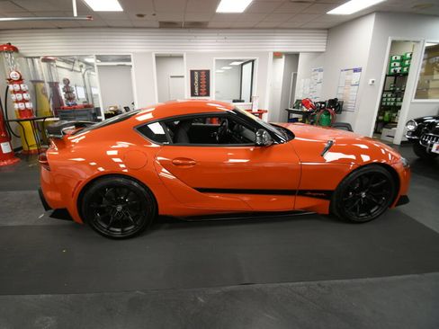 Used 2024 Toyota Supra RWD image 9