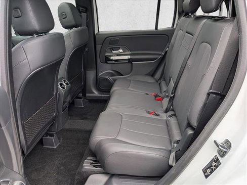 New 2026 Mercedes-Benz GLB 250 4MATIC image 16