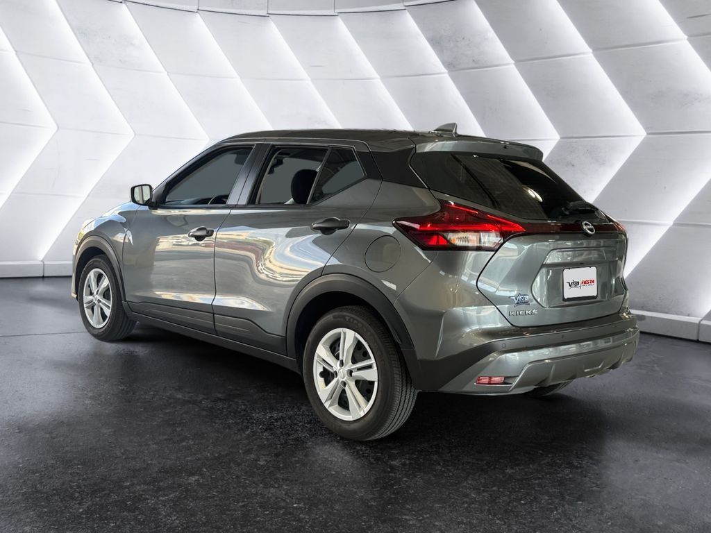 Used 2025 Nissan Kicks Play S FWD image 6