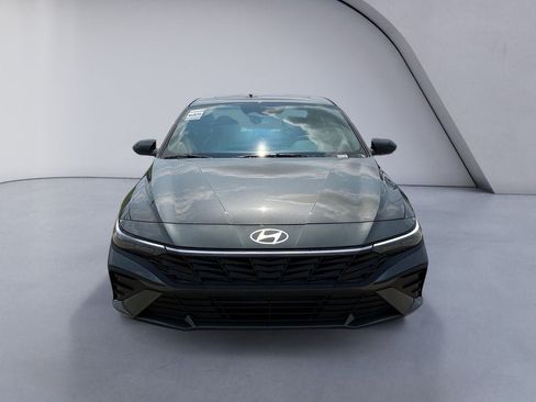New 2026 Hyundai Elantra SEL Sport FWD image 8