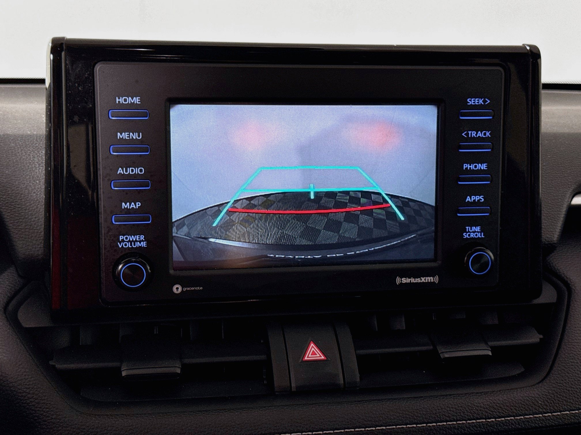 Used 2022 Toyota RAV4 XLE AWD/4WD image 16