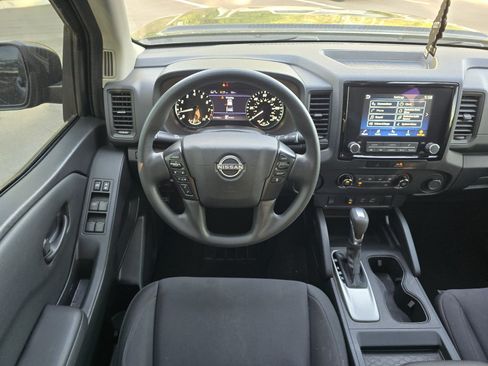 Certified 2022 Nissan Frontier S w/ Technology Package RWD image 16