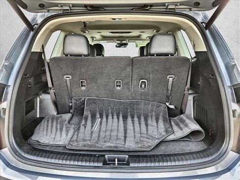 Used 2025 Kia Telluride S FWD image 21