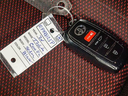 Used 2024 Toyota Corolla SE image 30