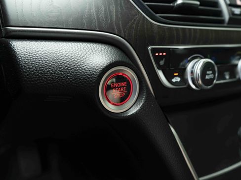 Used 2021 Honda Accord EX-L image 26