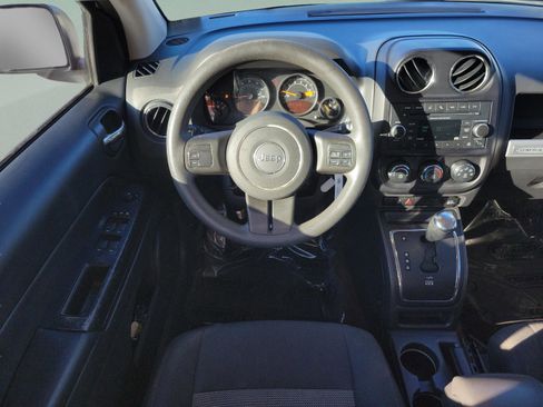 Used 2014 Jeep Compass Sport w/ Power Value Group image 7