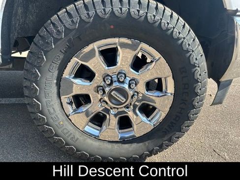 Used 2018 Ford F250 Lariat w/ Lariat Ultimate Package image 27