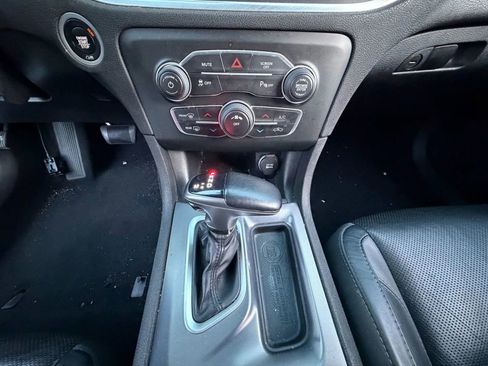 Used 2021 Dodge Charger SXT w/ Leather Interior Group image 17