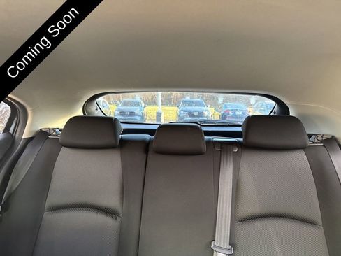 Used 2018 MAZDA MAZDA3 Sport image 17