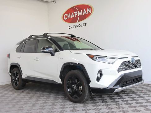Used 2020 Toyota RAV4 XSE AWD/4WD image 1