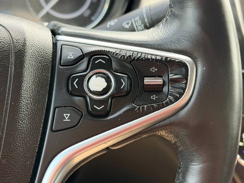 Used 2015 Buick Regal Premium FWD image 32