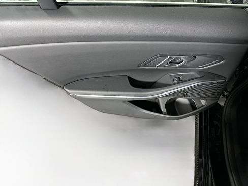 Used 2025 BMW 330i Sedan image 26