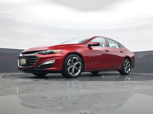 Used 2024 Chevrolet Malibu LT w/ LPO, Floor Liner Package image 21