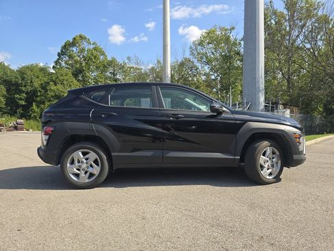 Used 2024 Hyundai Kona SE AWD/4WD image 15