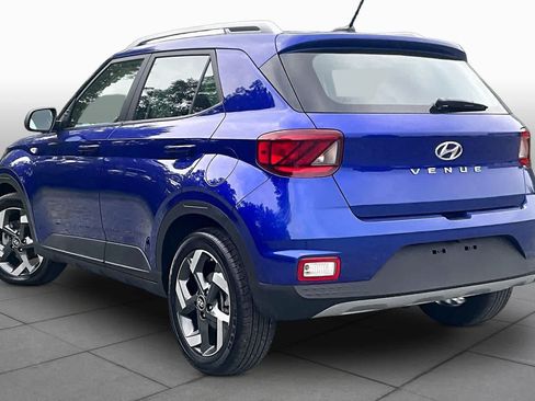 Used 2026 Hyundai Venue SEL FWD image 12