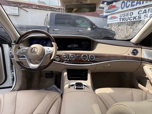 Used 2018 Mercedes-Benz S 450 4MATIC Sedan w/ Premium Package image 23