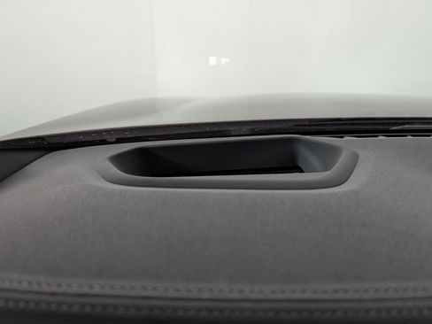 Used 2021 BMW M550i xDrive w/ Dynamic Handling Package image 24