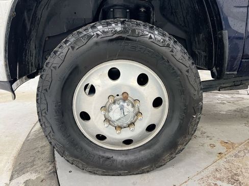 Used 2015 RAM 3500 Tradesman w/ Chrome Appearance Group image 19