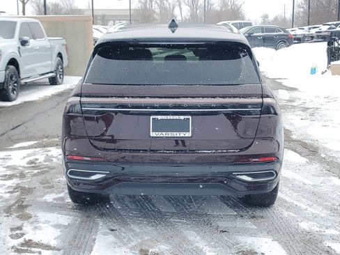 Certified 2024 Lincoln Nautilus Reserve w/ Equipment Group 203A image 5