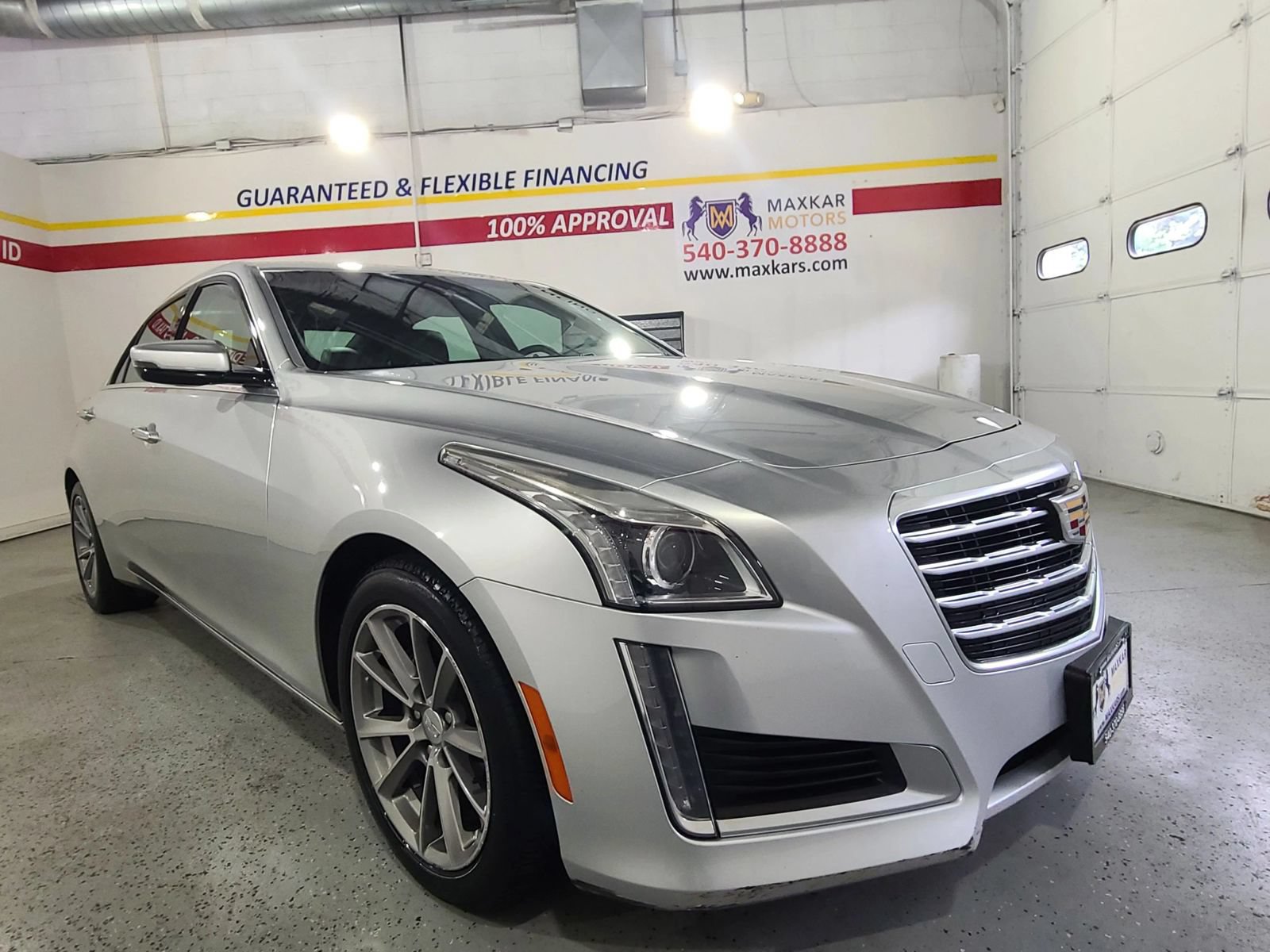 Used 2019 Cadillac CTS Luxury RWD image 1