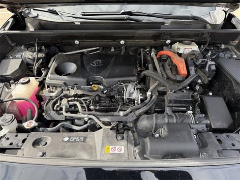 Used 2020 Toyota RAV4 Limited image 33