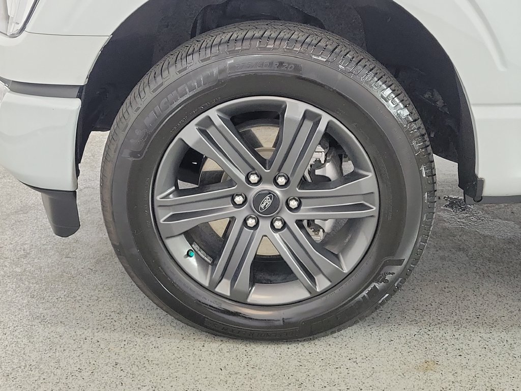 Used 2023 Ford F150 Lariat AWD/4WD image 9