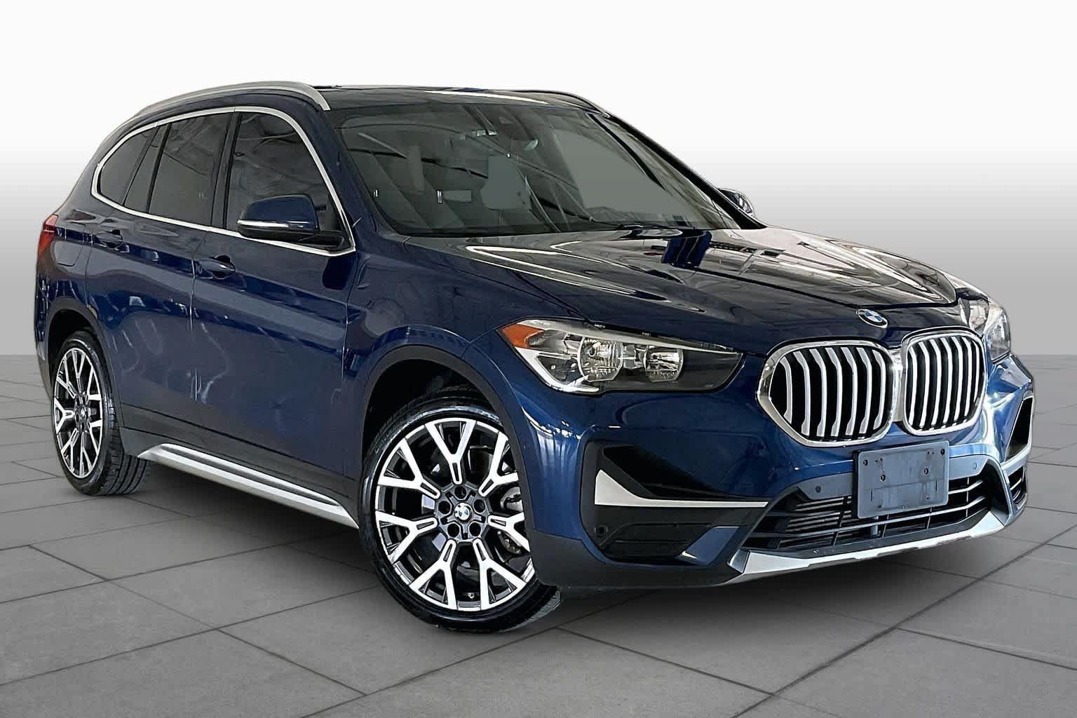 Used 2022 BMW X1 xDrive28i w/ Convenience Package AWD/4WD image 2