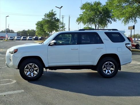 Used 2021 Toyota 4Runner TRD Off-Road AWD/4WD image 5