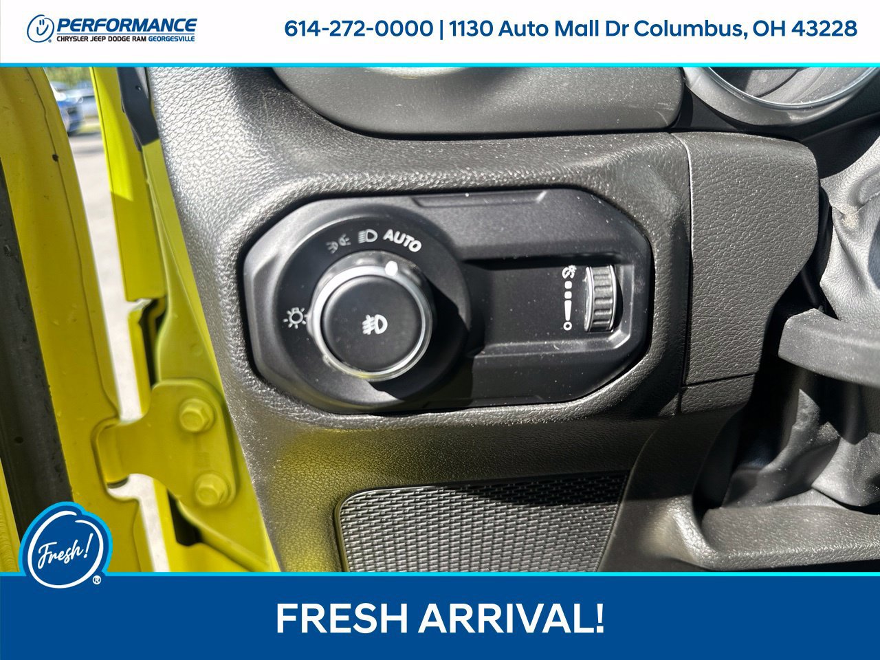 Used 2023 Jeep Wrangler Unlimited Sahara w/ Cold Weather Group AWD/4WD image 16