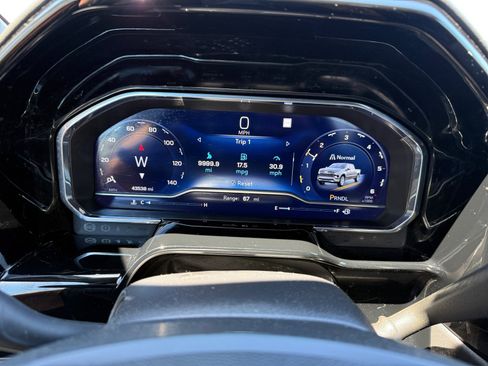 Used 2023 Chevrolet Silverado 1500 LT w/ LPO, Dark Essentials Package RWD image 11