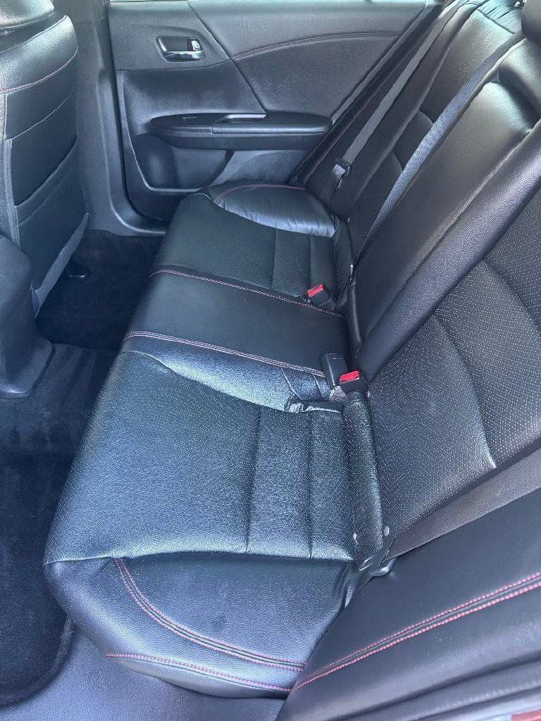 Used 2017 Honda Accord Sport Special Edition image 30