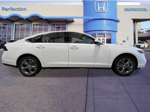 New 2026 Honda Accord EX-L image 8