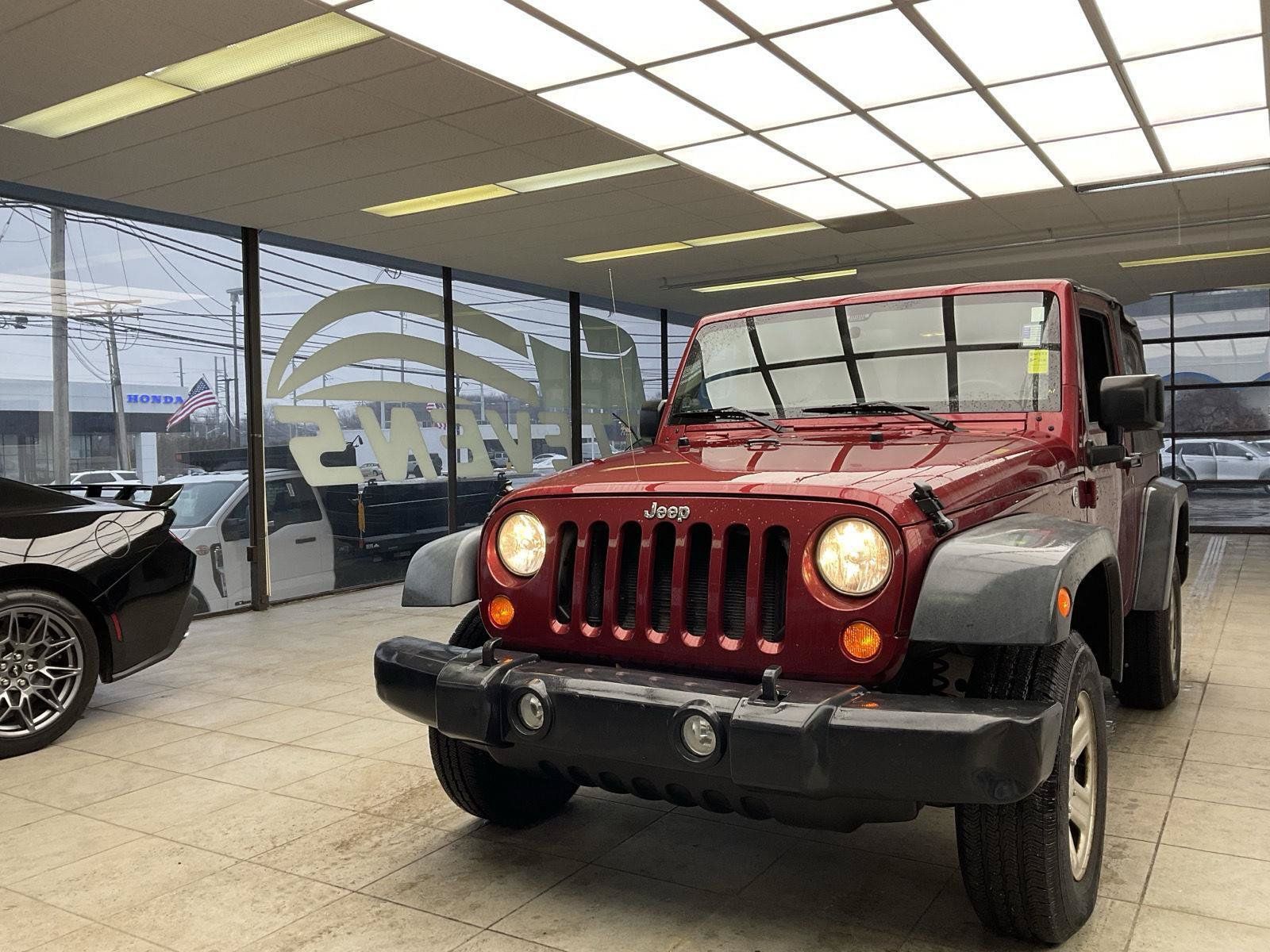 Used 2011 Jeep Wrangler Sport AWD/4WD image 3